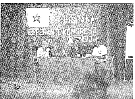 La apertura oficial del congreso, bajo la pancarta «62a Hispana Esperanto-Kongreso — Valencio 2003». Fotografía publicada en el Boletín núm. 362.