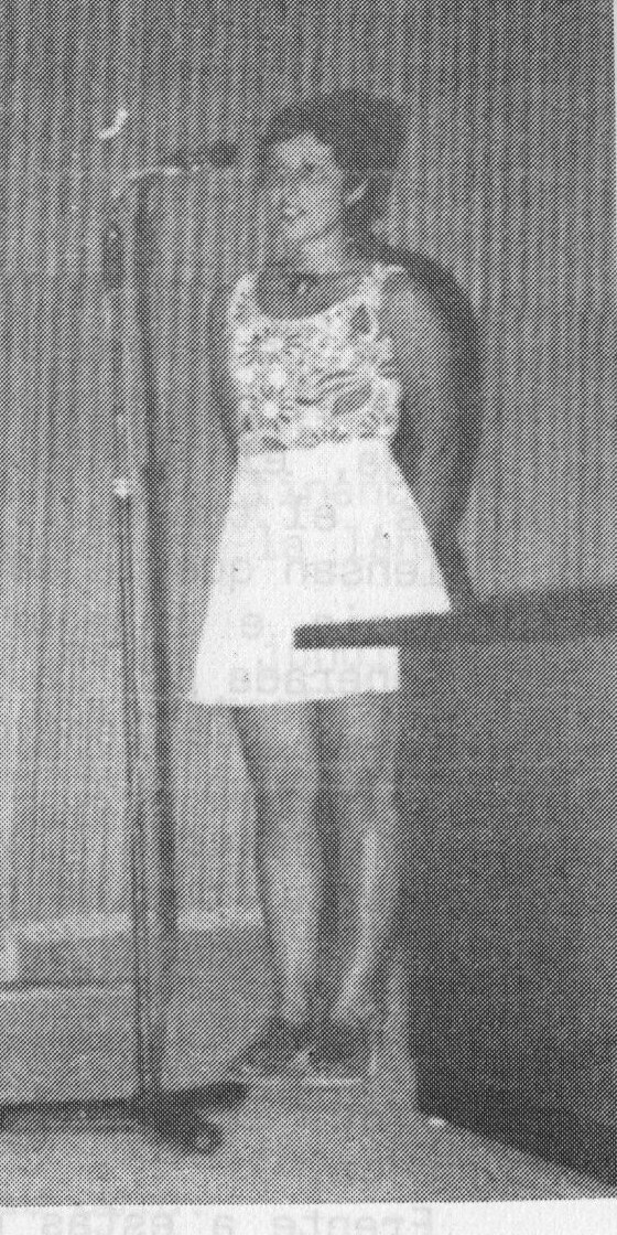 Ana de los Reyes Régulo Rodríguez, en la fotografia publicada amb el peu original «Fraŭlino Regulo: Miss Esperanto 1971». Imatge d'Internacia Lingvo núm. 1 (setembre-octubre de 1989), revista de l'Esperanto-Fundación «Fernando Soler»; escaneig conservat a Bitarkivo.